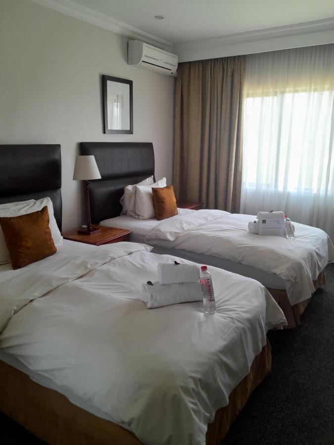 Protea Hotel By Marriott Harrismith Montrose Εξωτερικό φωτογραφία