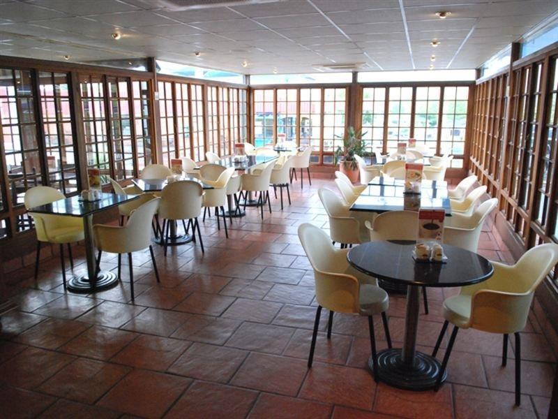 Protea Hotel By Marriott Harrismith Montrose Εξωτερικό φωτογραφία