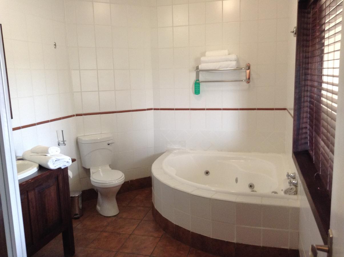 Protea Hotel By Marriott Harrismith Montrose Εξωτερικό φωτογραφία